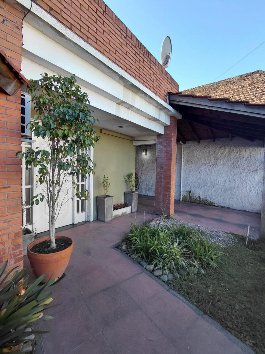 Casa en venta en Madariaga 1505, Loma Hermosa — foto 2 de 10
