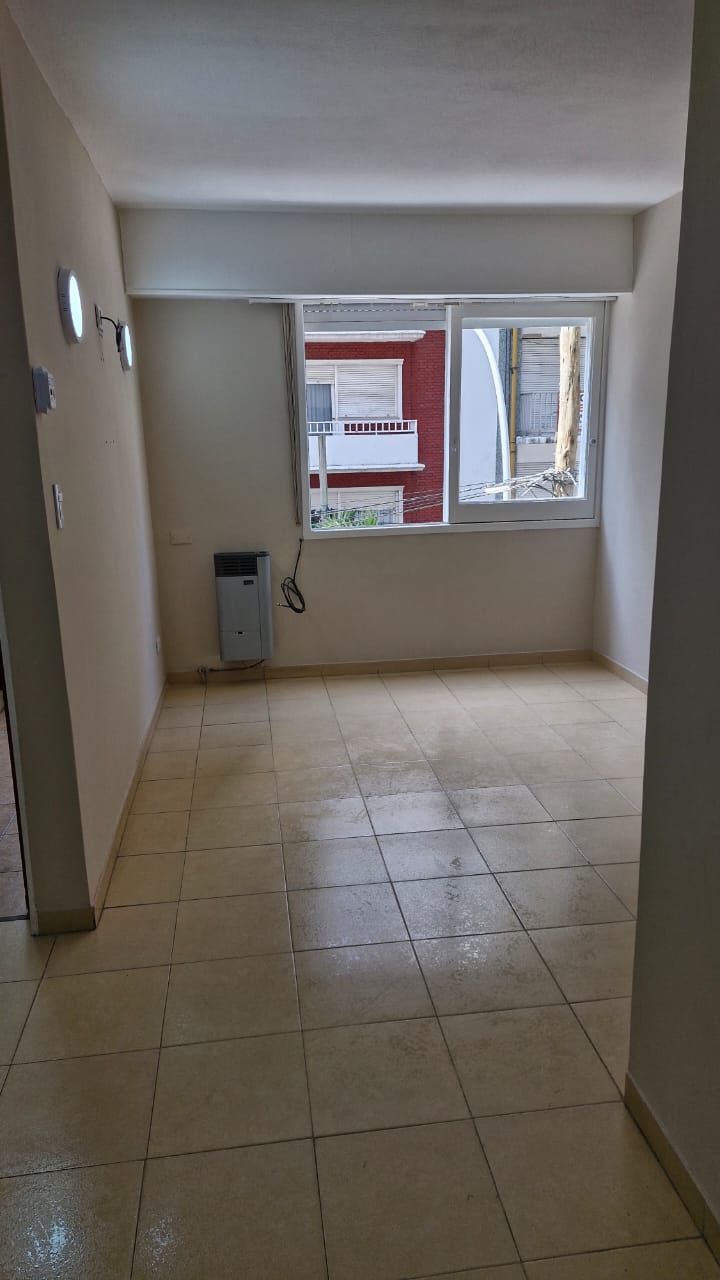 Departamento en alquiler en Tucuman 2261, Miramar — foto 3 de 8